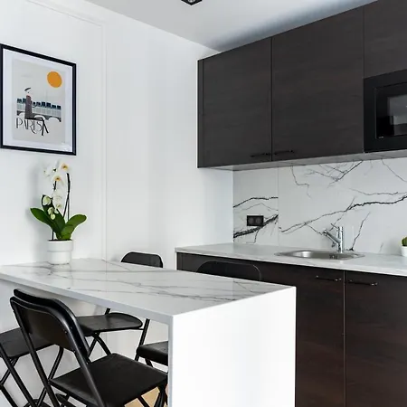 Appartement Faubourg Saint-honoré/ Boétie Apartement 4p Courcelle *
